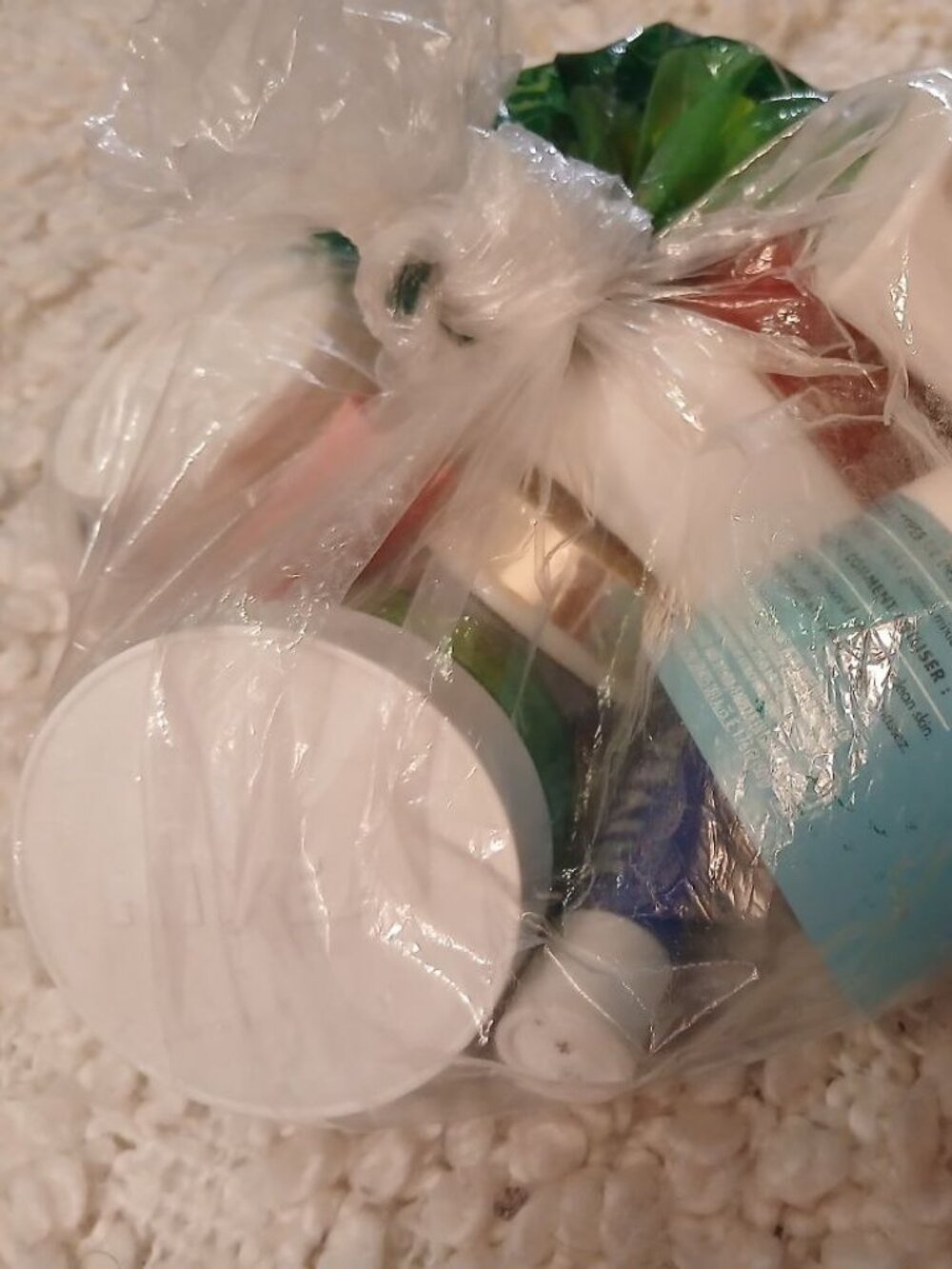 Bag of Assorted cosmetics empties 4 DIY projects| face cream chapstic,etc. empty - Picture 4 of 8